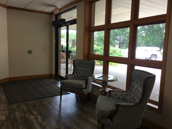 350 W Anchor Dr, North Sioux City, SD 57049